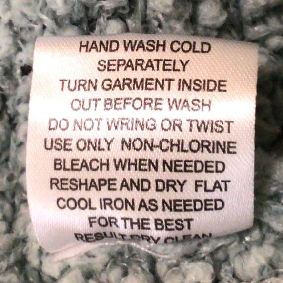 Pink Republic Women’s Sweater - Picture 5 of 5